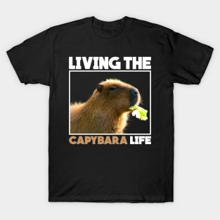 Living Capybara Life Funny Capybara Eating lettuce T-Shirt